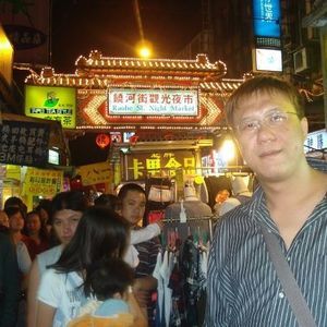 Meet your Posher, Golo